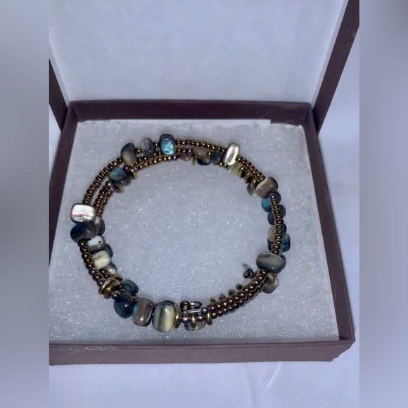 Silpada - Wrap Bracelet - Abalone + Mother-of-Pearl + Shell - Retired - NIB - Picture 3 of 5